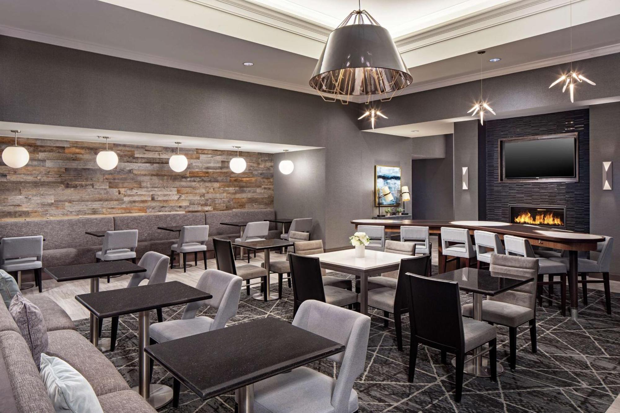 Homewood Suites By Hilton Atlanta Lenox Buckhead Bagian luar foto