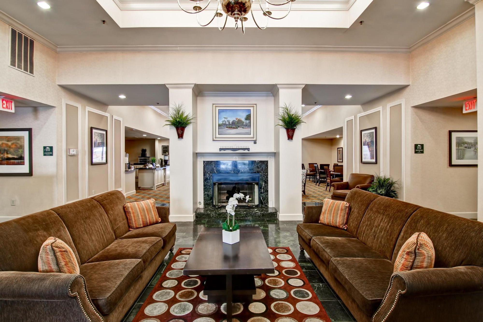 Homewood Suites By Hilton Atlanta Lenox Buckhead Bagian luar foto